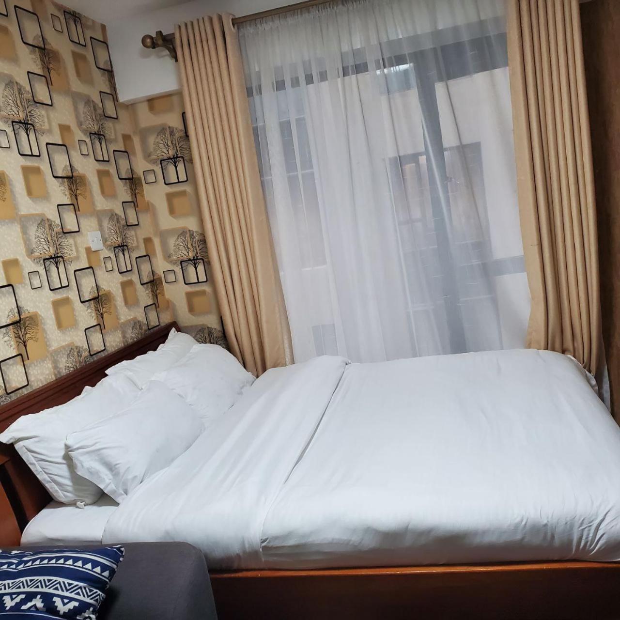 Lovely & Cozy Compact Studio Near Airport With Rooftop View Apartment Nairobi Ngoại thất bức ảnh