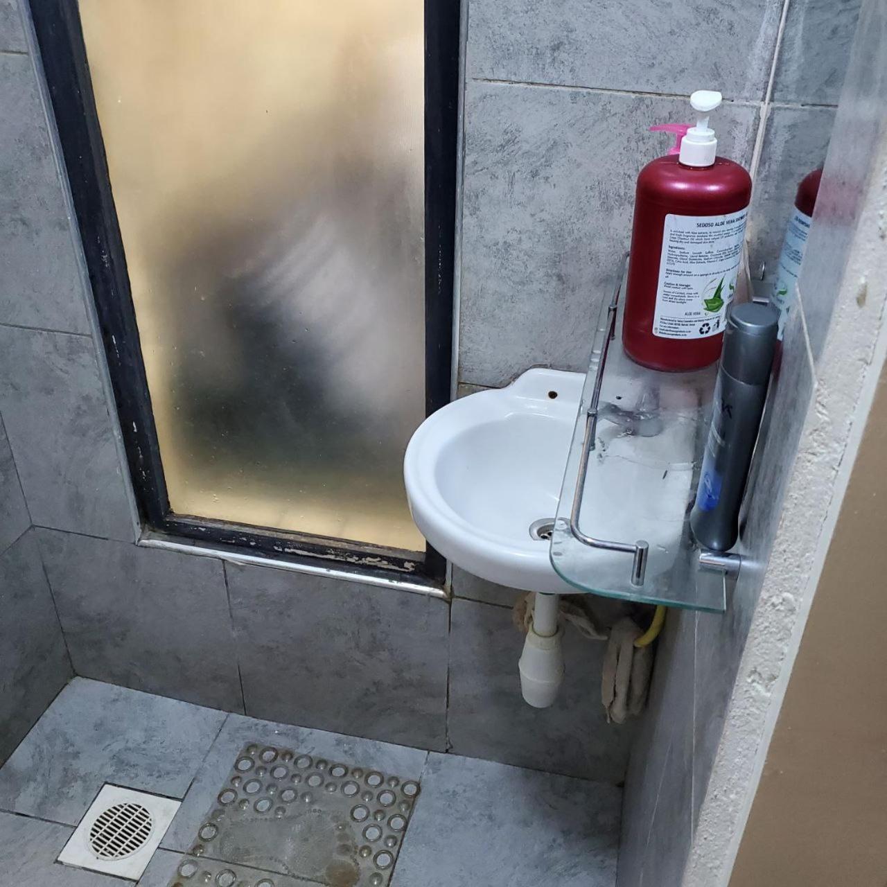 Lovely & Cozy Compact Studio Near Airport With Rooftop View Apartment Nairobi Ngoại thất bức ảnh